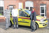 20 Jahre Menü-Service: Dennie Visser, Jan-Hendrik Stephan und Tanja Stollberg (© Emder Zeitung, Ausgabe vom 1.11.2014)